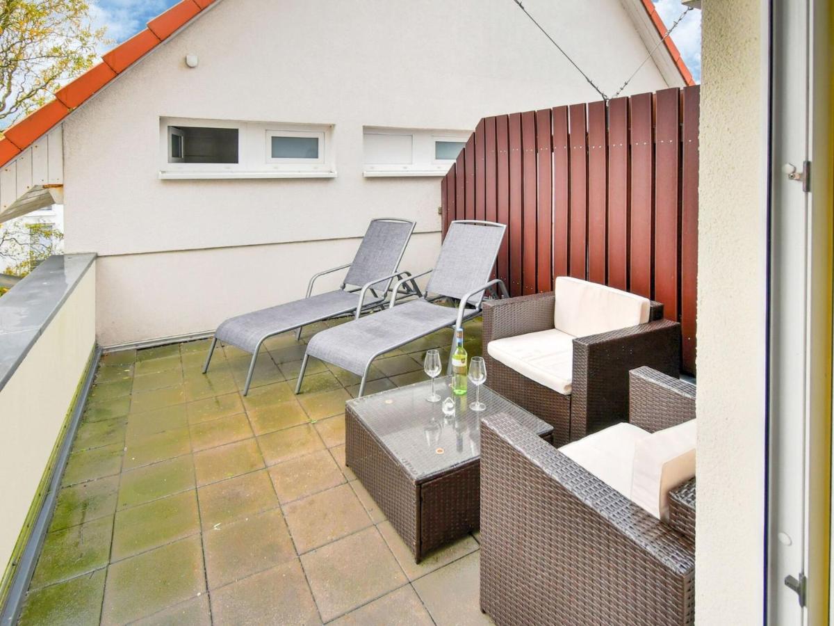 Charming Apartment With A Terrace Near The Sea Wiek auf Rügen Extérieur photo